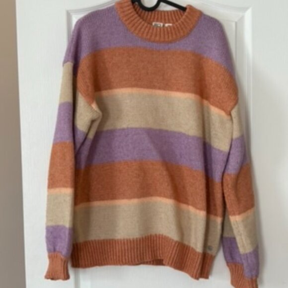 Roxy sweater Medium - Picture 3 of 5